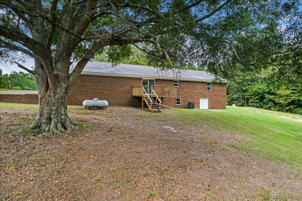 3740 County Road 32 .