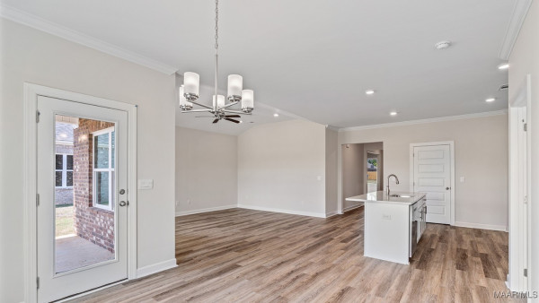 6601 Firefly Lane