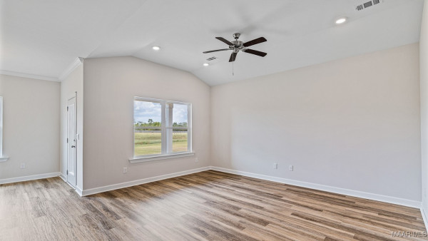6601 Firefly Lane