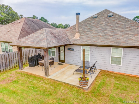 9159 WHITE POPLAR Circle