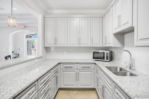 1420 Barret Park Way