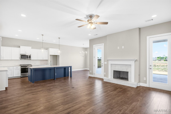 1420 Barret Park Way