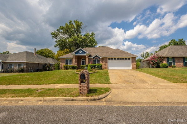 953 Silver Creek Circle