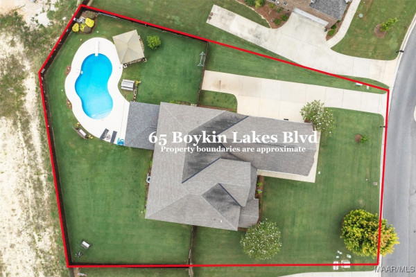 65 BOYKIN LAKES Boulevard