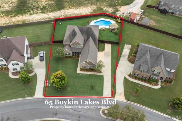 65 BOYKIN LAKES Boulevard