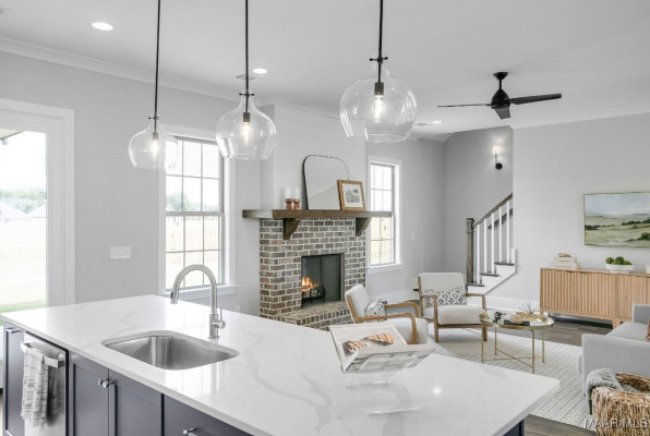 640 King's Meadow Street