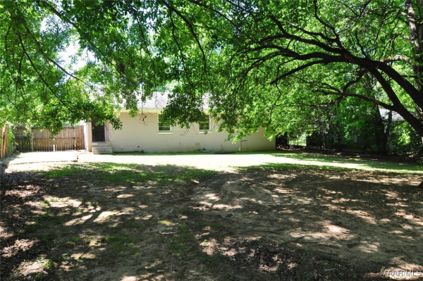 3539 HONEYSUCKLE Road