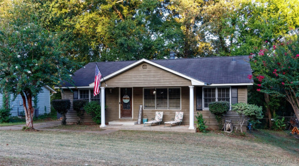 3033 Willow Lane Drive