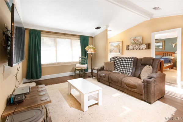 3033 Willow Lane Drive