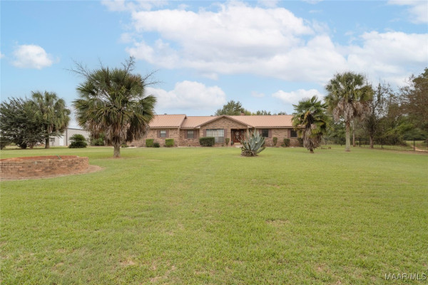 822 County Road 1 . S