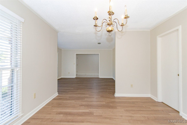 1737 Wentworth Drive