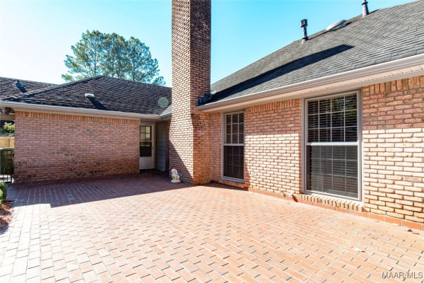 1737 Wentworth Drive