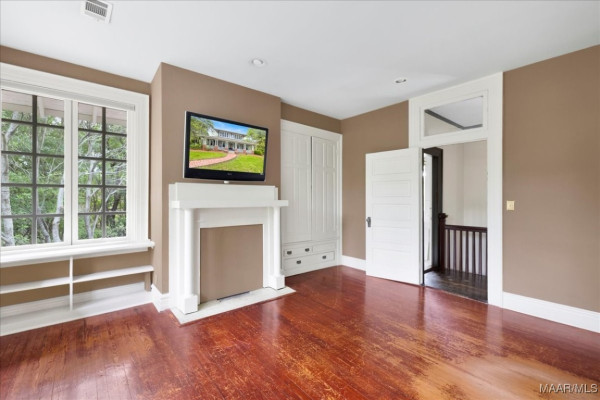 1311 Woodward Avenue