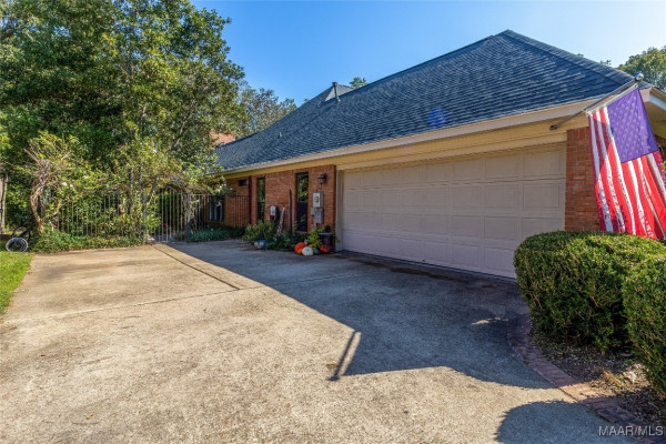 136 Creek Drive