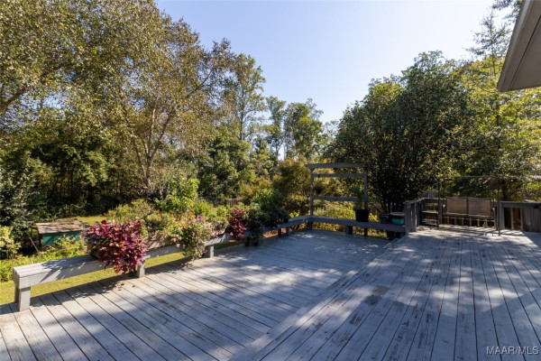 136 Creek Drive