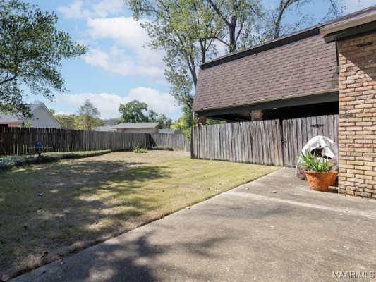 2520 Leonidas Drive