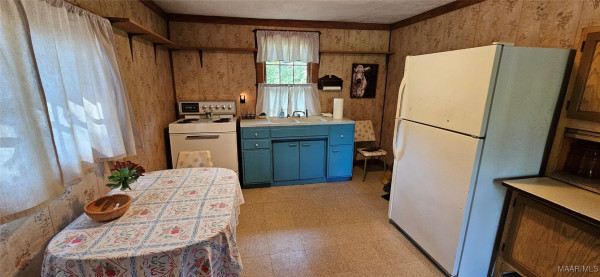 2143 County Road 465 Road