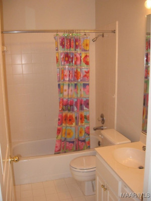 3748 ROSWELL Place