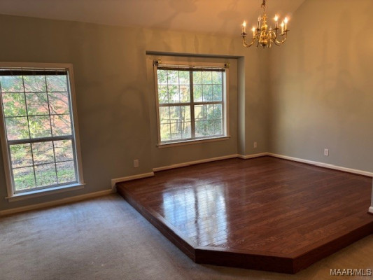 3748 ROSWELL Place