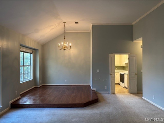 3748 ROSWELL Place