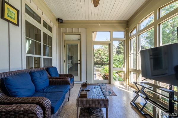 156 Walnut Point Drive