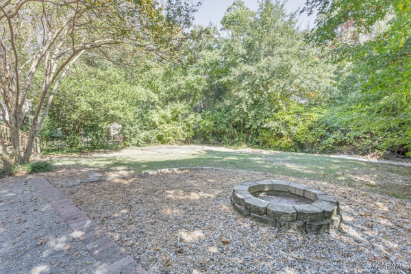 3049 LEBRON Road