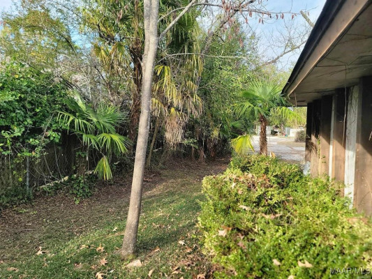 5720 CARRIAGE BARN Lane