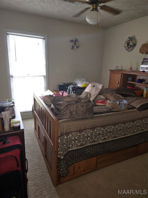 4031 GREEN ACRES Drive