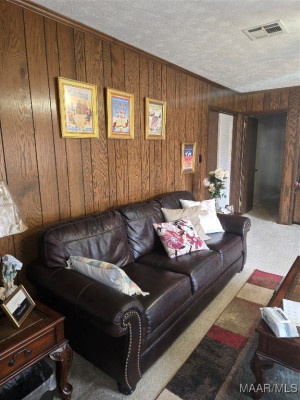 4031 GREEN ACRES Drive