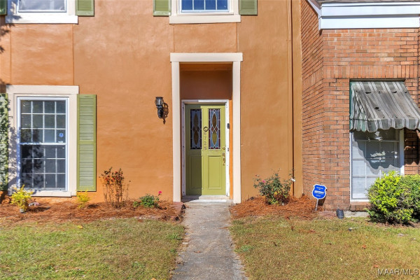6725 Greenbrook Drive