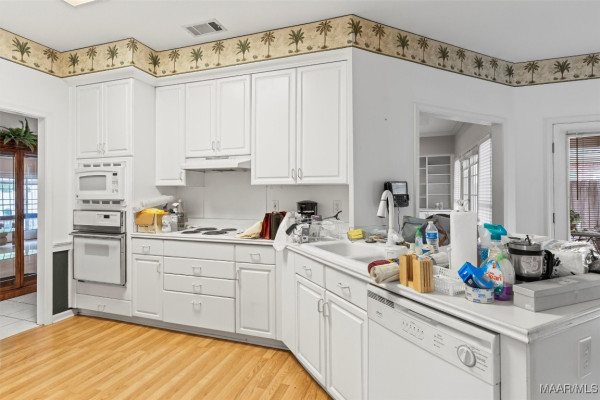 3544 Summerhill Drive