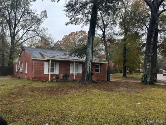 203 W WOODLAND Drive