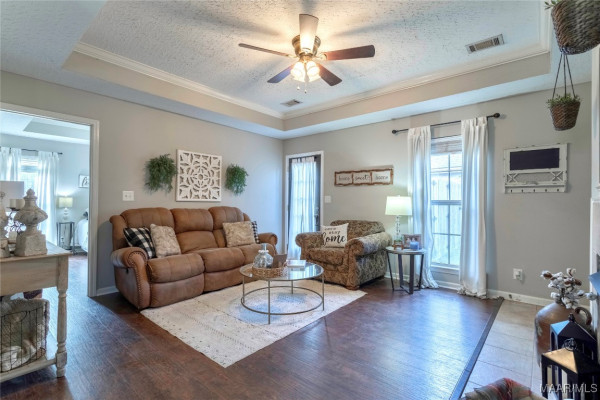 710 Buena Vista Loop