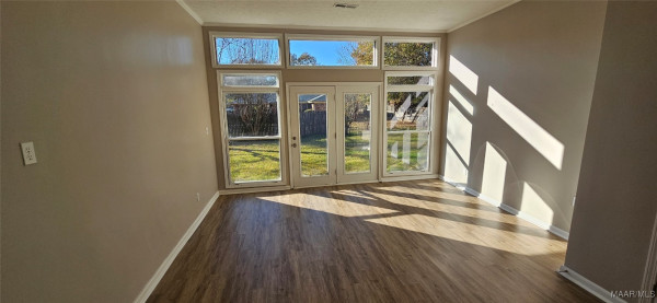 206 Davors Drive