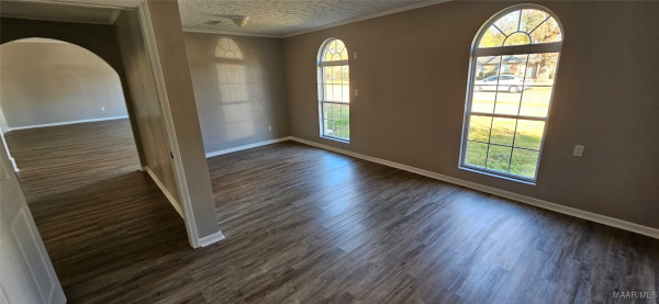 206 Davors Drive