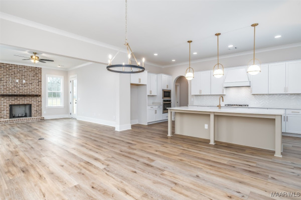 8325 Young Crossing