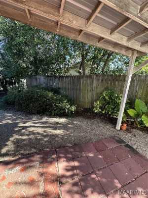 754 HILLMAN Court