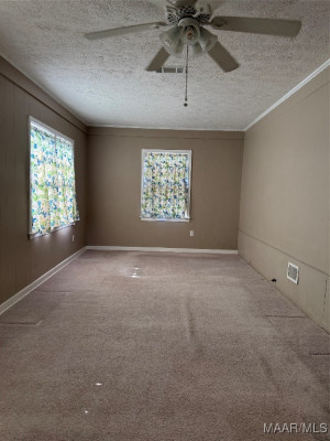 754 HILLMAN Court