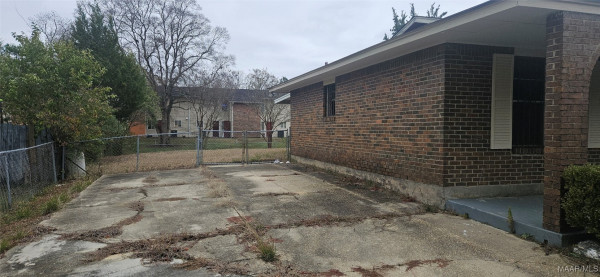 322 Winderton Drive