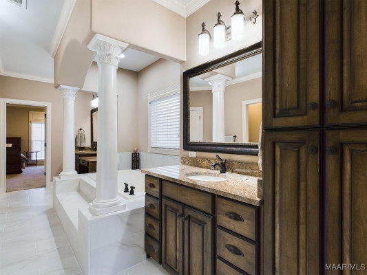 8513 Rockbridge Circle