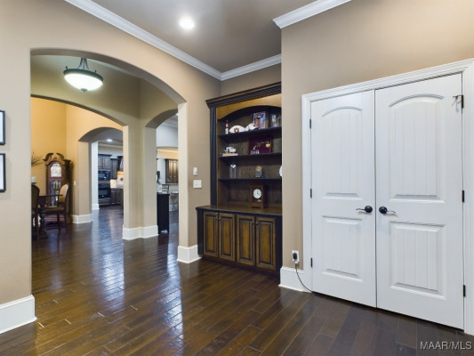 8513 Rockbridge Circle
