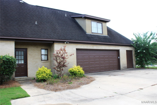 8513 Rockbridge Circle