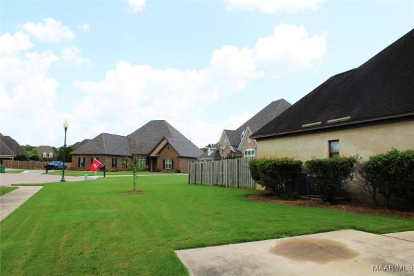8513 Rockbridge Circle