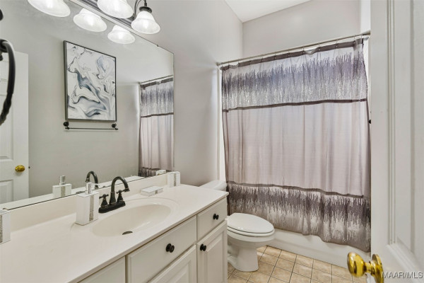 8531 Pipit Court