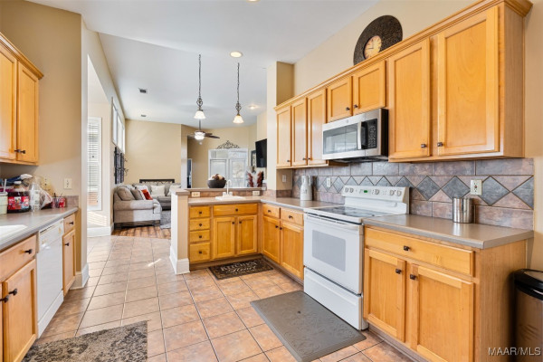 8531 Pipit Court
