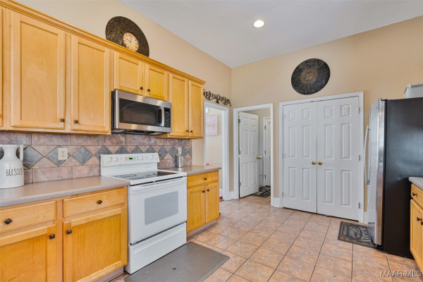 8531 Pipit Court