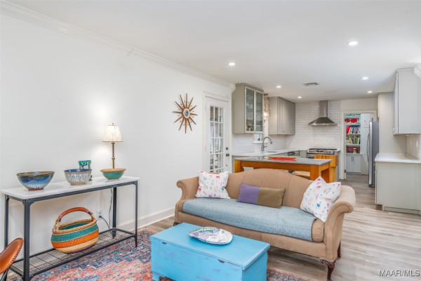 2504 Jasmine Road