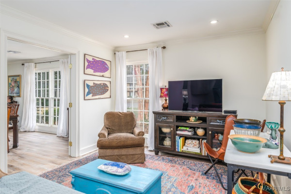 2504 Jasmine Road