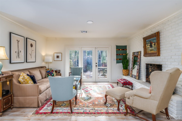 2504 Jasmine Road