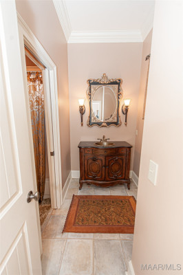 3669 Oak Grove Circle